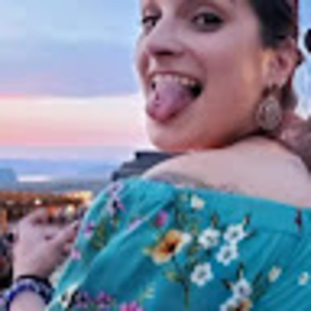 Meet your Posher, Mariel